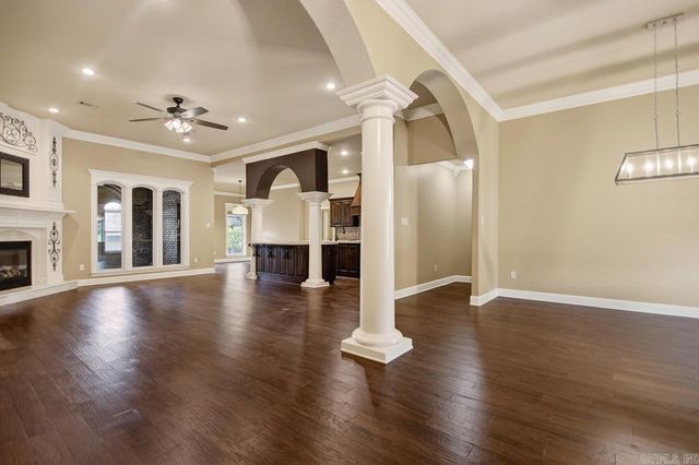 127 Lake Valley Dr., Maumelle, AR 72113