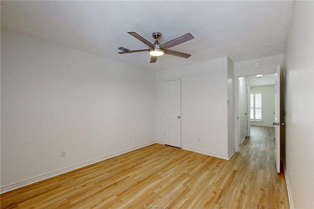 4506 Winchester Drive, Bryan, TX 77802