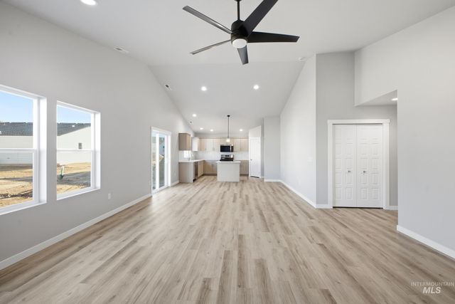 5107 S Bleachfield Ave, Meridian, ID 83642