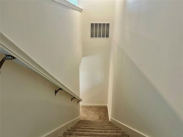 3339 SE 37TH AVENUE ROAD, Ocala, FL 34480