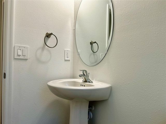 3339 SE 37TH AVENUE ROAD, Ocala, FL 34480