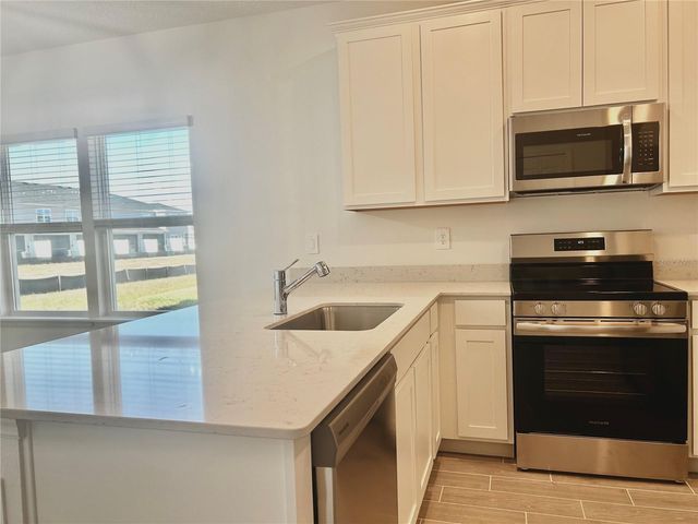 3339 SE 37TH AVENUE ROAD, Ocala, FL 34480