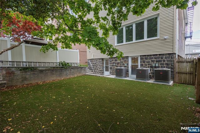 46 Hudson Avenue A, Edgewater, NJ 07020