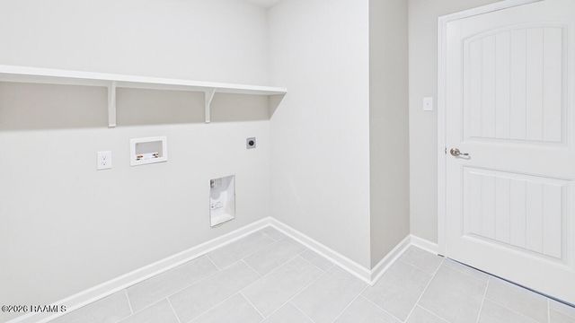 203 Red Pine Drive, Lafayette, LA 70501