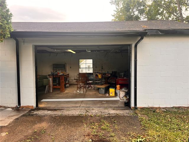1015 Hillcrest Avenue, Springfield, OH 45504
