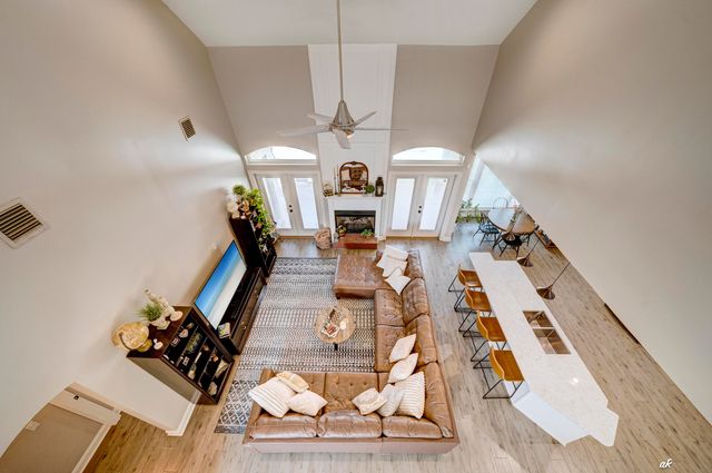 1300 Savannah Drive, Panama City, FL 32405