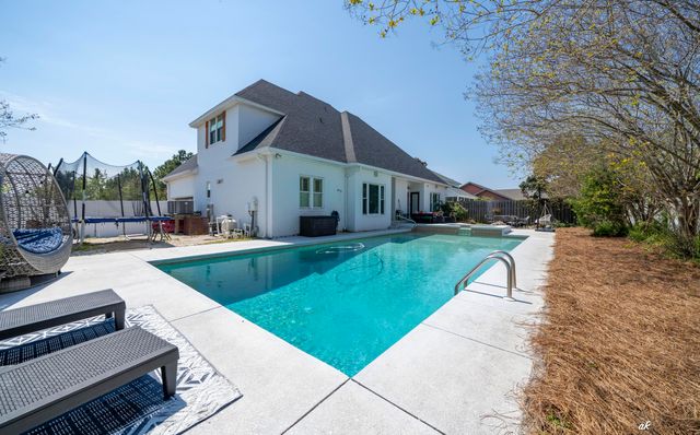 1300 Savannah Drive, Panama City, FL 32405