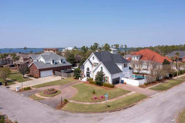 1300 Savannah Drive, Panama City, FL 32405