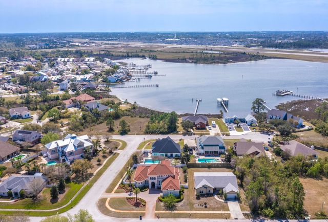 1300 Savannah Drive, Panama City, FL 32405