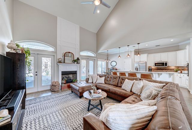 1300 Savannah Drive, Panama City, FL 32405