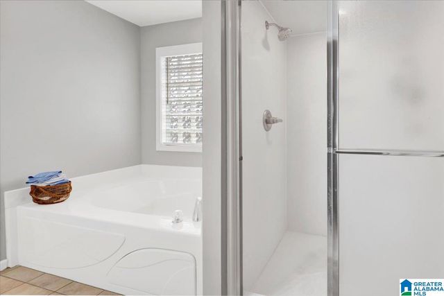 2026 QUEENS COURT, Moody, AL 35004