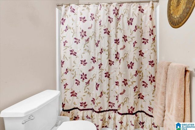 2026 QUEENS COURT, Moody, AL 35004