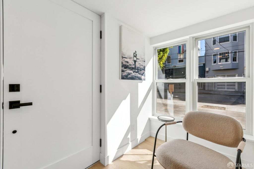 108 Albion Street A, San Francisco, CA 94110