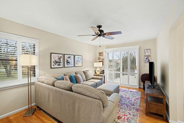 106 Varsity Court, Crestview Hills, KY 41017