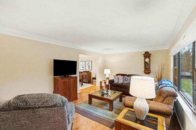 106 Varsity Court, Crestview Hills, KY 41017