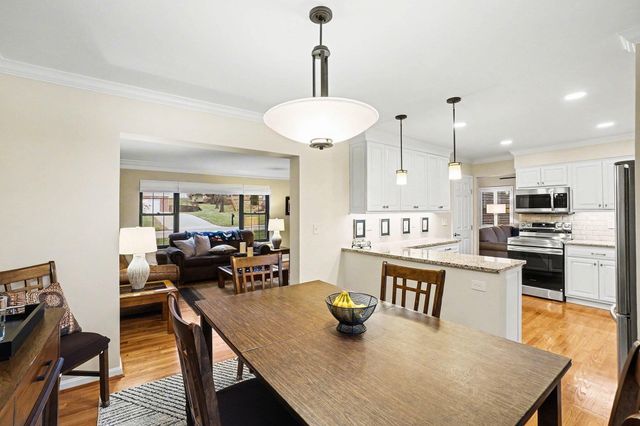 106 Varsity Court, Crestview Hills, KY 41017