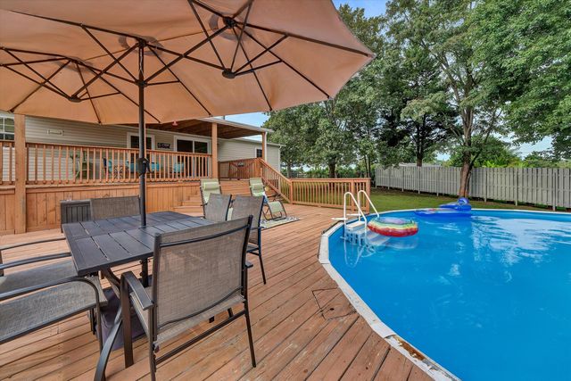 670 Lucy Wade RD, Rocky Mount, VA 24151