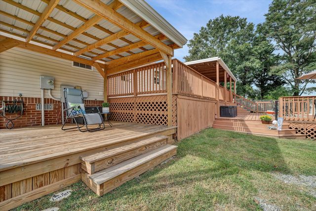 670 Lucy Wade RD, Rocky Mount, VA 24151