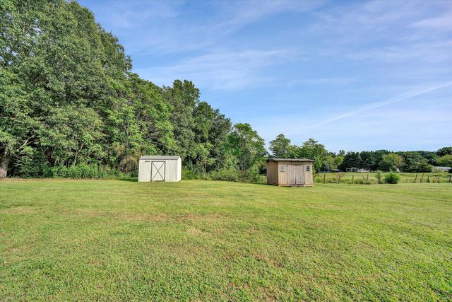 670 Lucy Wade RD, Rocky Mount, VA 24151