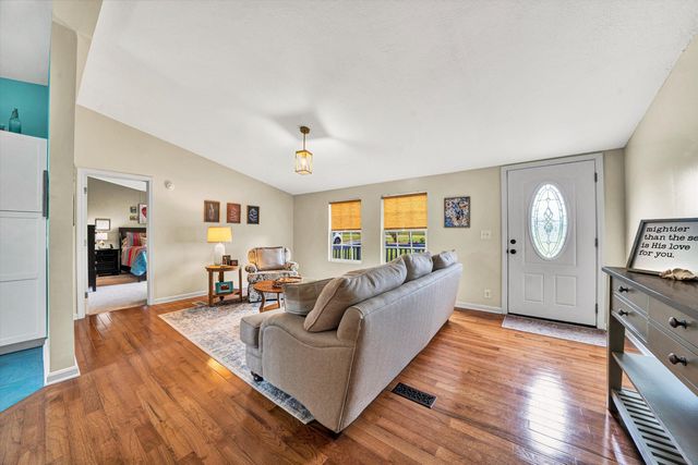 670 Lucy Wade RD, Rocky Mount, VA 24151