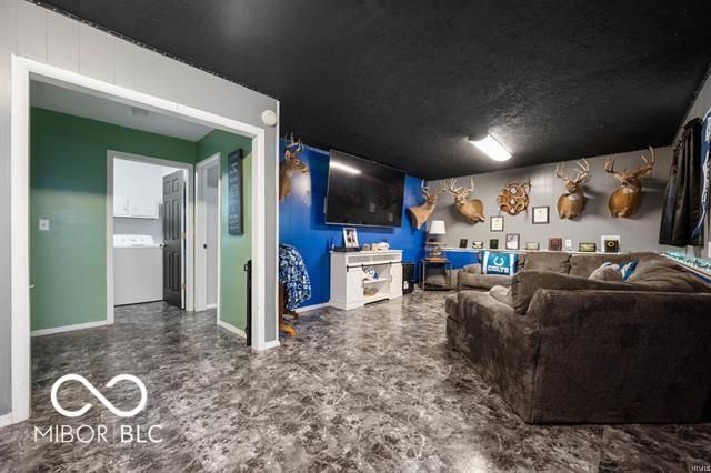 4705 W Shirley Lane, Muncie, IN 47302