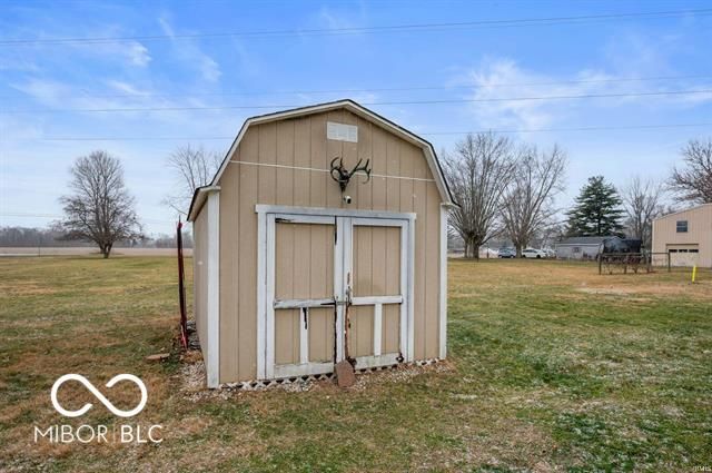 4705 W Shirley Lane, Muncie, IN 47302