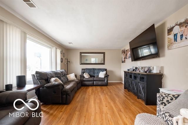 4705 W Shirley Lane, Muncie, IN 47302