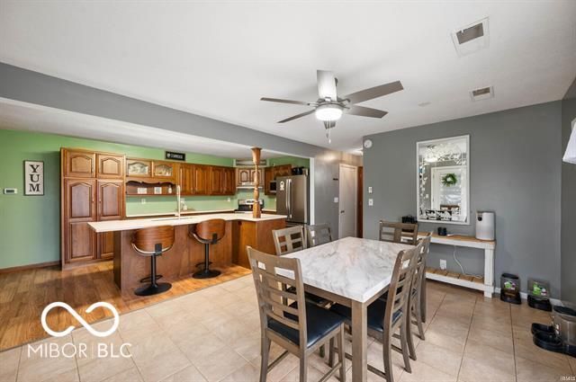 4705 W Shirley Lane, Muncie, IN 47302