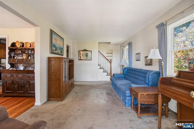 185 Reldyes Avenue, Leonia, NJ 07605