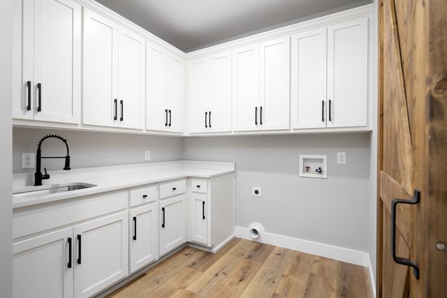 3300 Knowles Road, Phenix City, AL 36869