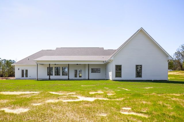 3300 Knowles Road, Phenix City, AL 36869