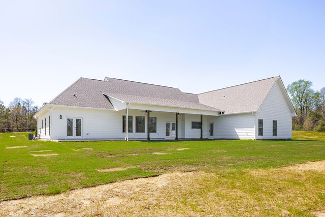 3300 Knowles Road, Phenix City, AL 36869