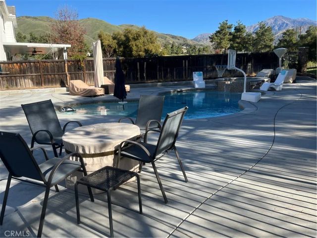 33379 Wallace Way, Yucaipa, CA 92399