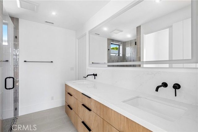 700 Iris, Corona Del Mar (newport Beach), CA 92625