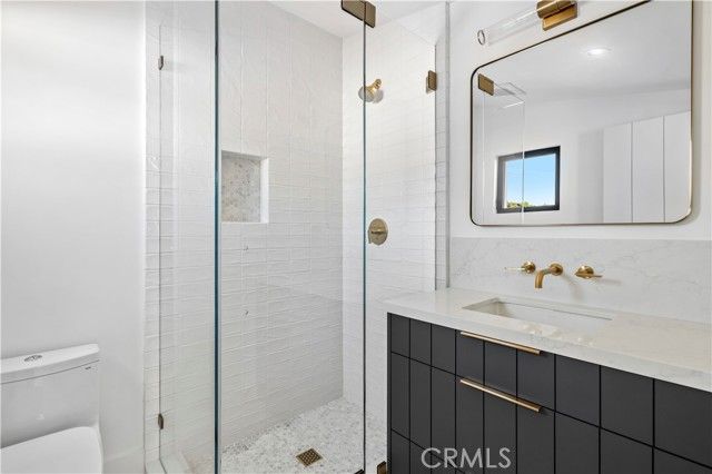 700 Iris, Corona Del Mar (newport Beach), CA 92625