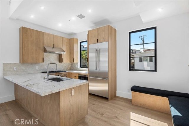 700 Iris, Corona Del Mar (newport Beach), CA 92625