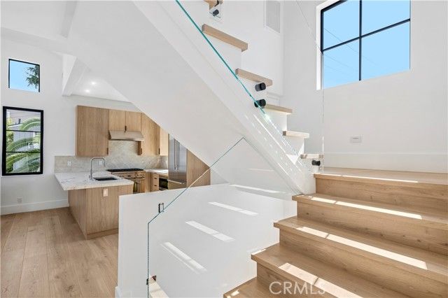 700 Iris, Corona Del Mar (newport Beach), CA 92625