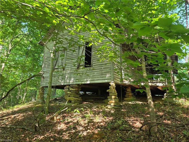 1055 Ed Booth Road, Westfield, NC 27053