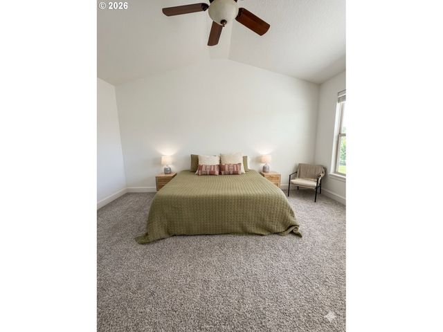 10724 Sw LONDON Ln, Wilsonville, OR 97070