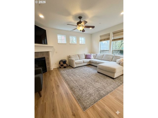 10724 Sw LONDON Ln, Wilsonville, OR 97070