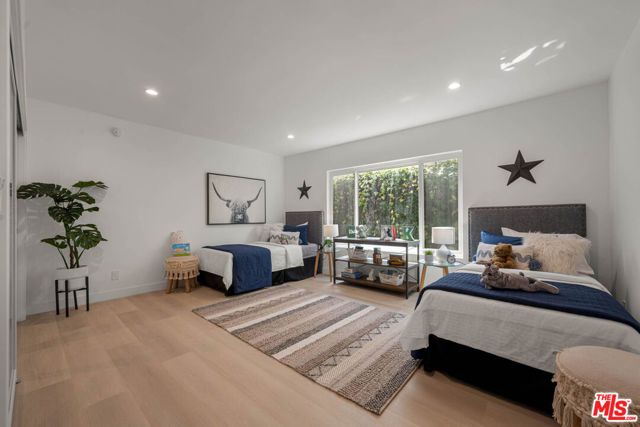 5301 Yarmouth Avenue 2, Encino (los Angeles), CA 91316