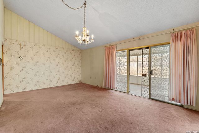 4019 Mooresfield, San Antonio, TX 78217