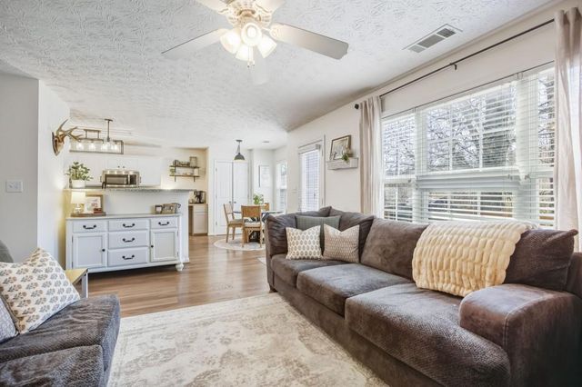 236 Shenandoah Drive, Hiram, GA 30141