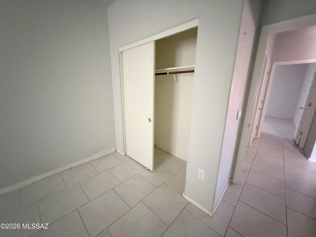 7112 S Victor Drive, Tucson, AZ 85757