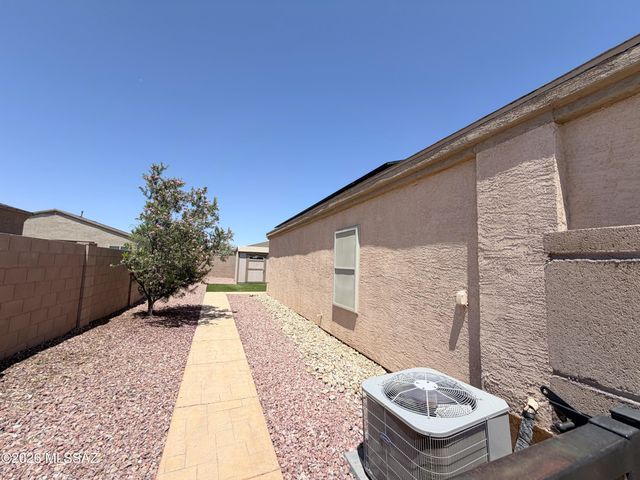 7112 S Victor Drive, Tucson, AZ 85757