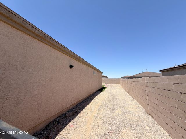 7112 S Victor Drive, Tucson, AZ 85757