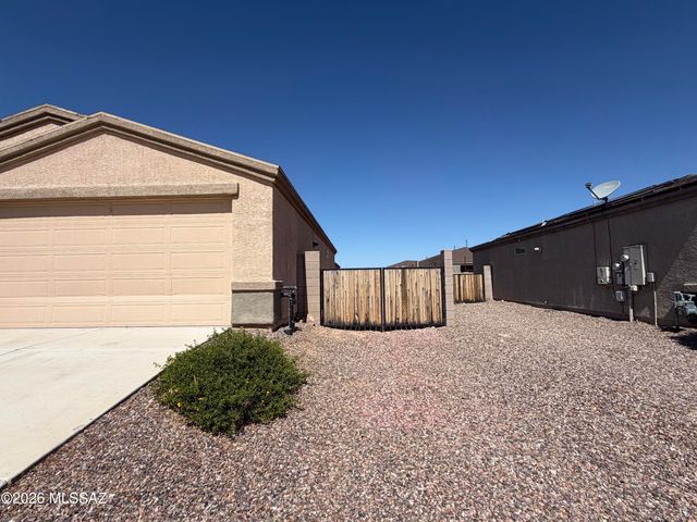 7112 S Victor Drive, Tucson, AZ 85757