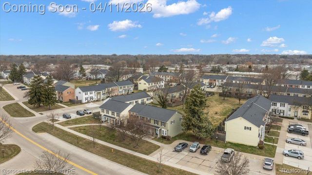 37589 Charter Oaks Blvd, Clinton Charter Township, MI 48036
