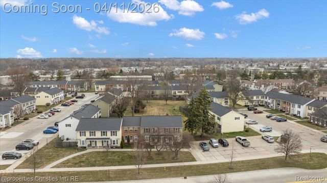 37589 Charter Oaks Blvd, Clinton Charter Township, MI 48036