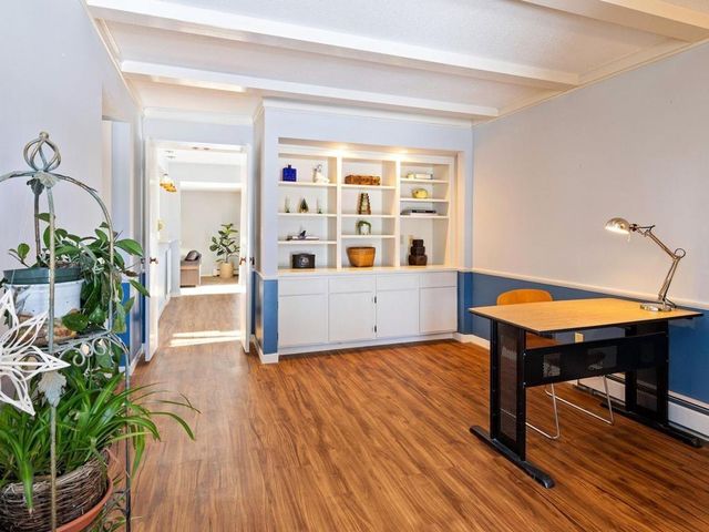 6075 Lincoln Drive 211, Edina, MN 55436